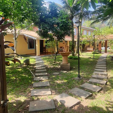 Suites Quintal De Lazaro 5 Ubatuba Exteriör bild